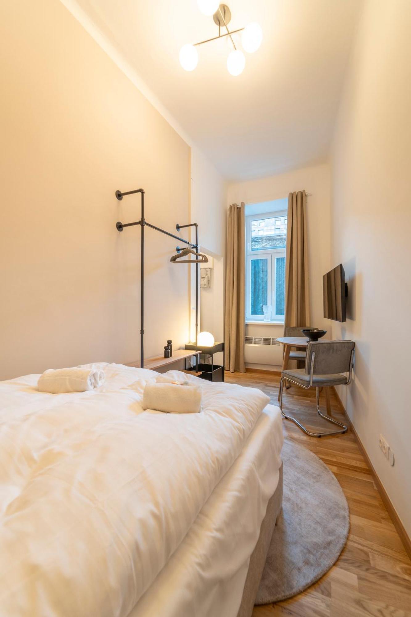 Josef'S Home I Urban Living I Premium Apartment 01 Wenen Buitenkant foto